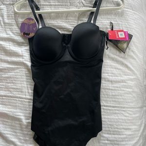 NWT SPANX Strapless Cupped Panty Bodysuit size small